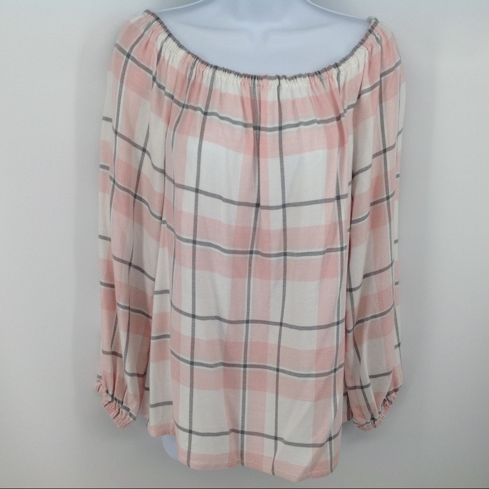 🔥 2 or more 50% off! Two by Vince Camuto  top
